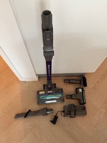 FREE, PICK-UP! Shark PowerDetect Stofzuiger ONLY ACCESSORIES
