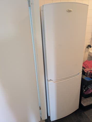 Gratis Whirlpool WBE 3111 A+ W koelkast met vriezer vries