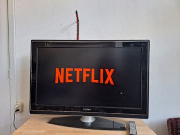 Gratis Philips Cineos 37PFL9632D/10 37 inch LCD TV met Ambil