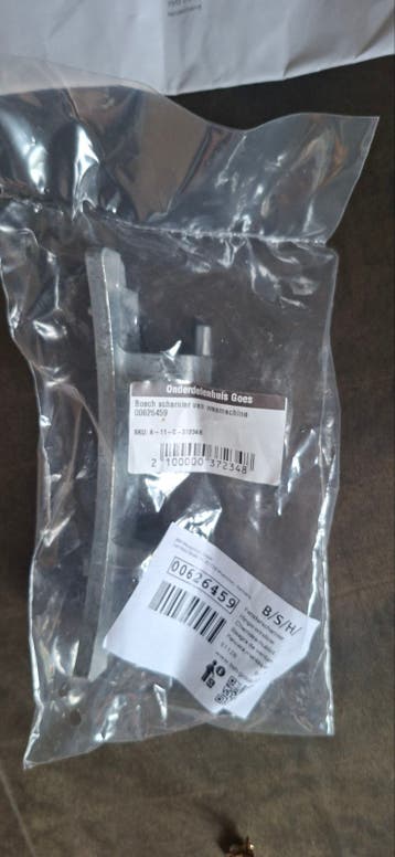 Gratis: nieuw scharnier voor Bosch wasmachine 00626459