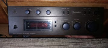 gezocht.   technics versterker  su 8055 K