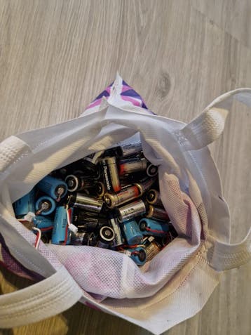 Grote hoeveelheid batterijen - CR123A, CR2, CR2/3AZ en 23AE