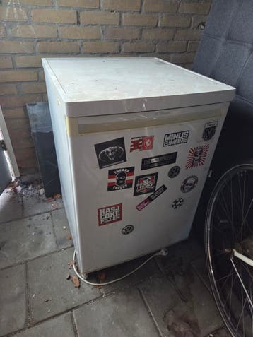 gratis koelkast / oud ijzer