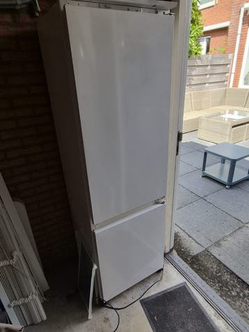 koelkast en vriezer, inbouw, whirlpool, gratis afhalenn