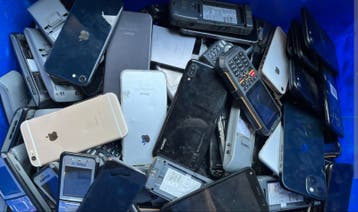 GEZOCHT: Defecte telefoons en laptops