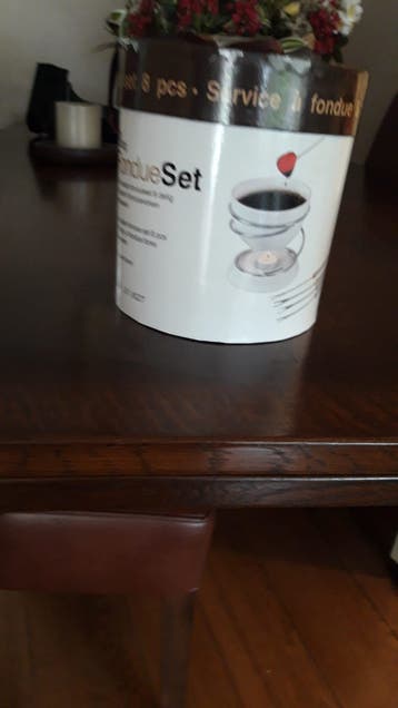 GRATIS - Chocoladefondue set. Nooit gebruikt