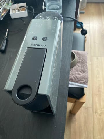 Ik zoek Defecte Krups Nespresso Mini