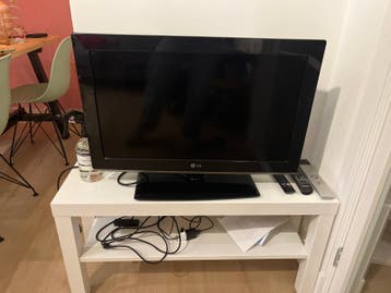 Gratis LG TV op te halen - Scherm goed, valt soms uit