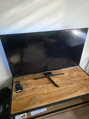 Telefunken 50 inch TV met schermschade (defect)