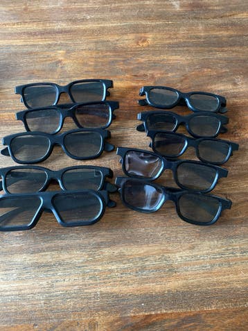 10x 3D brillen (3 kindermaat, 7 volwassen)