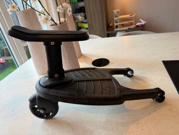 Meerijdplankje met zitje voor kinderwagen