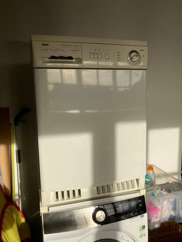 Gratis ophalen: Zanussi condensdroger (defect)