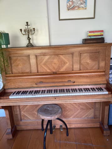 Jaques Polfliet piano - gratis af te halen