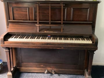 Molineux Piano - Vintage Piano London Manchester