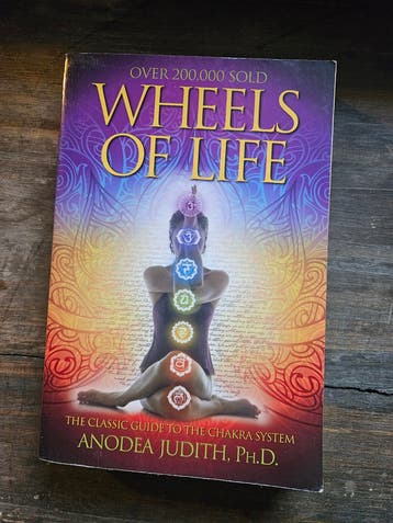 GRATIS – Wheels of Life – Anodea Judith | Gebruikte staat