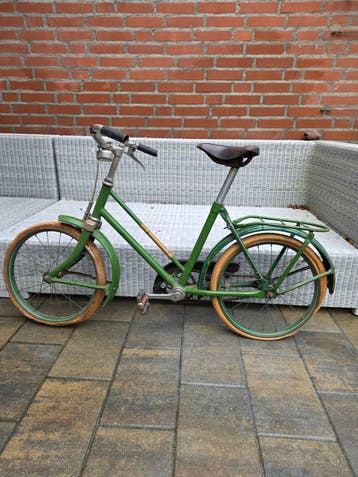 Antieke kinderfiets jaren '50 - Groen
