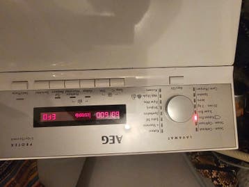Gratis AEG bovenlader wasmachine (lekt, foutcode EFO)