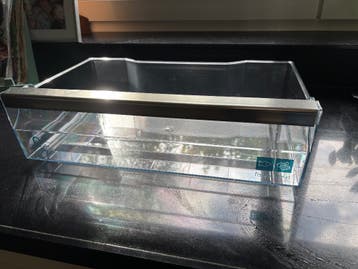 Gratis groentela en glazen plank voor Siemens koelkast