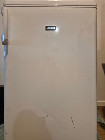 Zanussi Tafelmodel Koelkast met Vriesvak