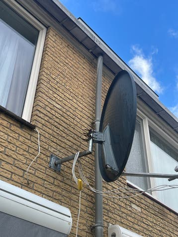 Triax schotelantenne met LNB