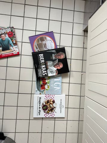 Kookboeken: Jamie Oliver, Bier & Kaas, Hapjes & Dips, Cockta