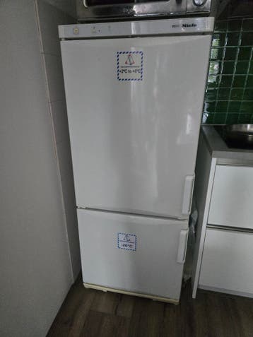 Oude Miele koel- vriescombinatie