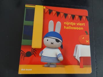 Nijntje viert Halloween