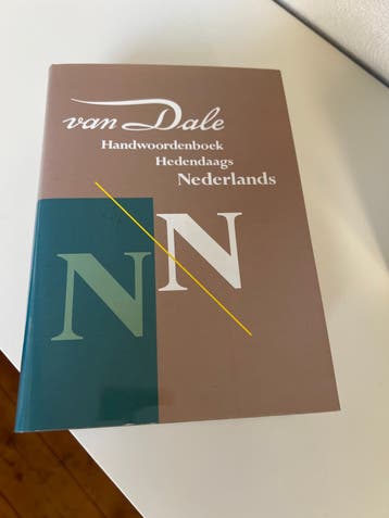 Van Dale Handwoordenboek Hedendaags Nederlands