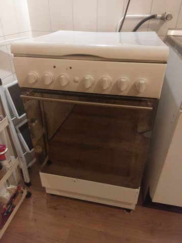 GRATIS Fornuis met oven
