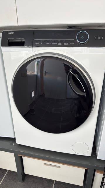 Haaier direct motion 8 kg wasmachine, gratis