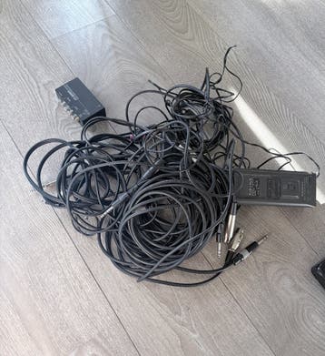 audio and power cables - not working