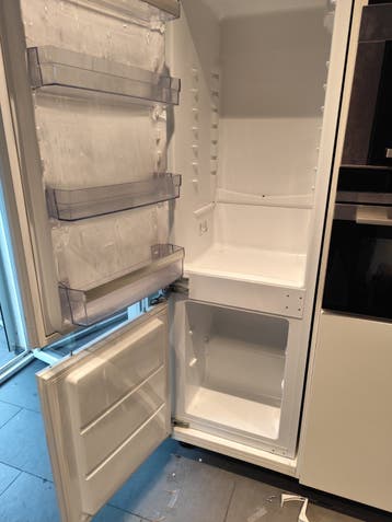 15 stuks deels werkende koelkasten