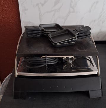 Tefal steengrill met natuursteenplaat en 7 pannetjes