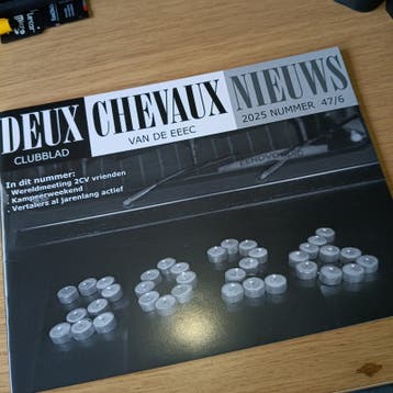 10 jaargangen Deux Chevaux Nieuws (2014-2025)
