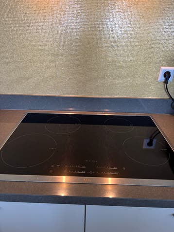 AEG Inductiekookplaat - Zo goed als nieuw 77x 52 cm