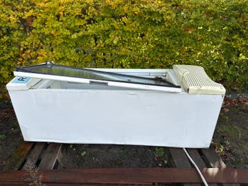 Koelkast gratis oud ijzer