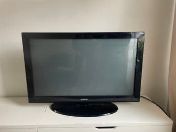 Super Samsung tv 105x65