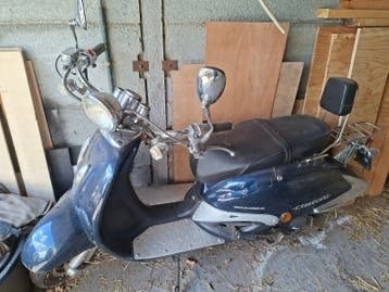 Defecte brommer gezocht voor project (gratis afhalen )