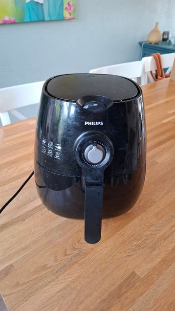 Philips Airfryer - Werkt goed, binnenbak bladdert