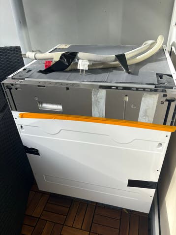 Inventum IVW6013 inbouwvaatwasser defect kapotte vering deur