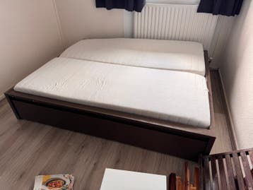 IKEA MALM tweepersoonsbed – Bruin met handige opberglades