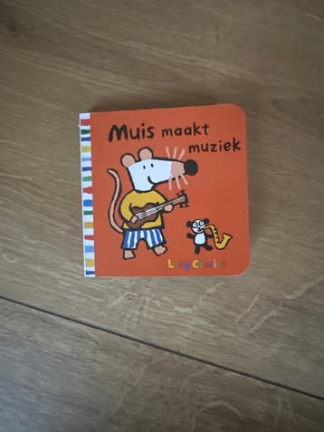 Muis maakt muziek - Lucy Cousins - Kartonboekje