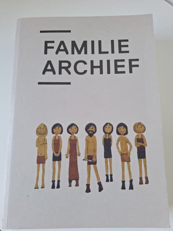 Familie Archief - Een beeldarchief van honderden papieren