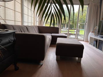Hoekbank met hocker - Gratis af te halen