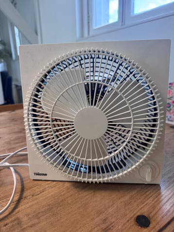 Gratis op te halen - 3x ventilator voor op tafel of bureau