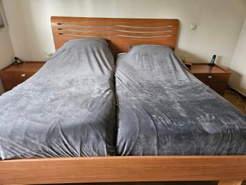 bedombouw met 2 nachtkastjes