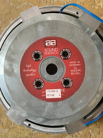 GEZOCHT  AA Craaft LC 15/400 LC   4 Ohm Woofer, of RUIL?
