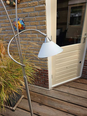 staande lamp geborsteld staal met dimmer.