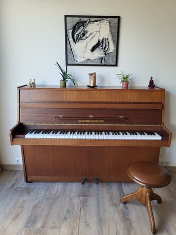 Hoffmann & Kühne Dresden Piano - Oost-Duitsland