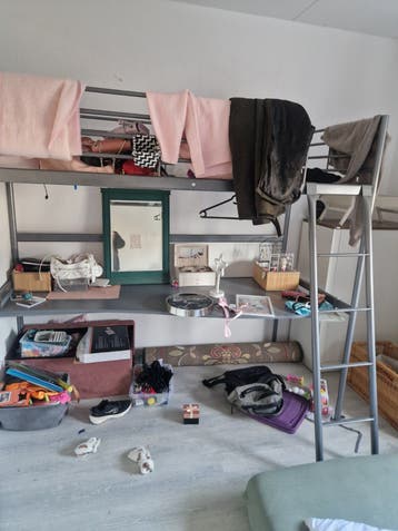 Hoogslaper met bureau
